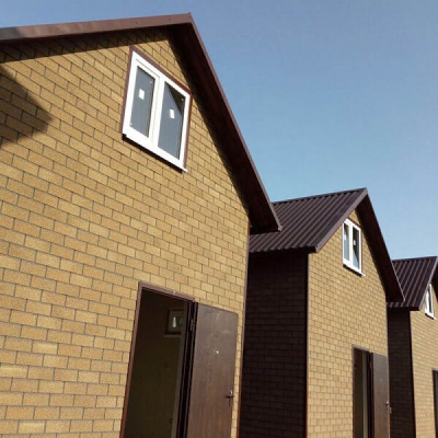 Фaсадная плитка Hauberk коллекция Кирпич цвет Песчаный на фасаде дома фото 7 Фaсадная плитка Hauberk коллекция Кирпич цвет Песчаный на фасаде дома фото 7