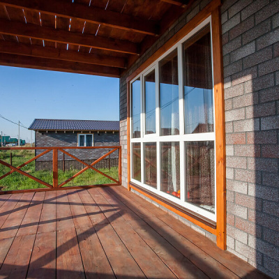 Фaсадная плитка Hauberk коллекция Кирпич цвет Мраморный на фасаде дома фото 1 Фaсадная плитка Hauberk коллекция Кирпич цвет Мраморный на фасаде дома фото 1